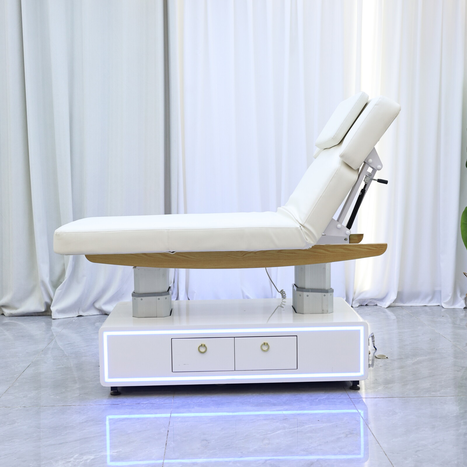 Table de soin électrique blanc - Massage Table Accessories Uk avis et prix
