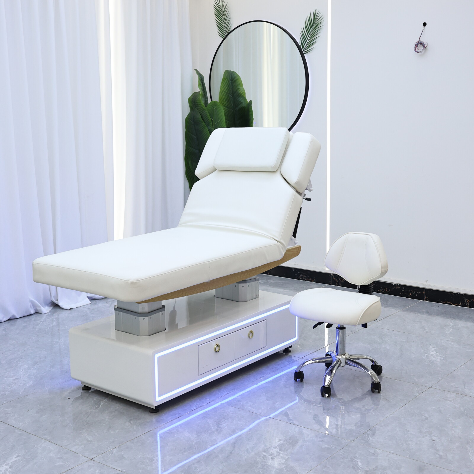 Lit de soin esthétique électri - Massage Table Accessories Uk avis et prix